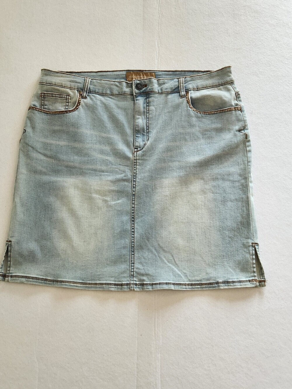 Bit & Bridle Light Blue Denim Mini Skirt Size 16